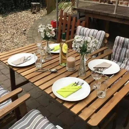 Haus Ihlkatenweg 公寓 *